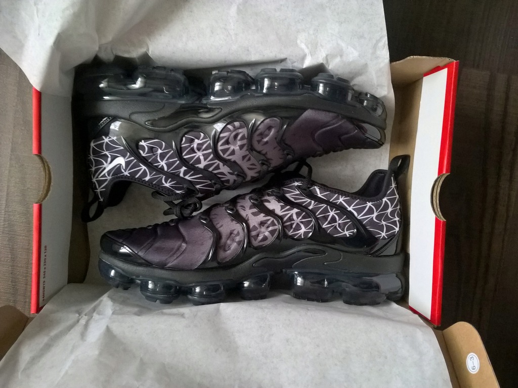 Nike vapormax plus zalando hot sale