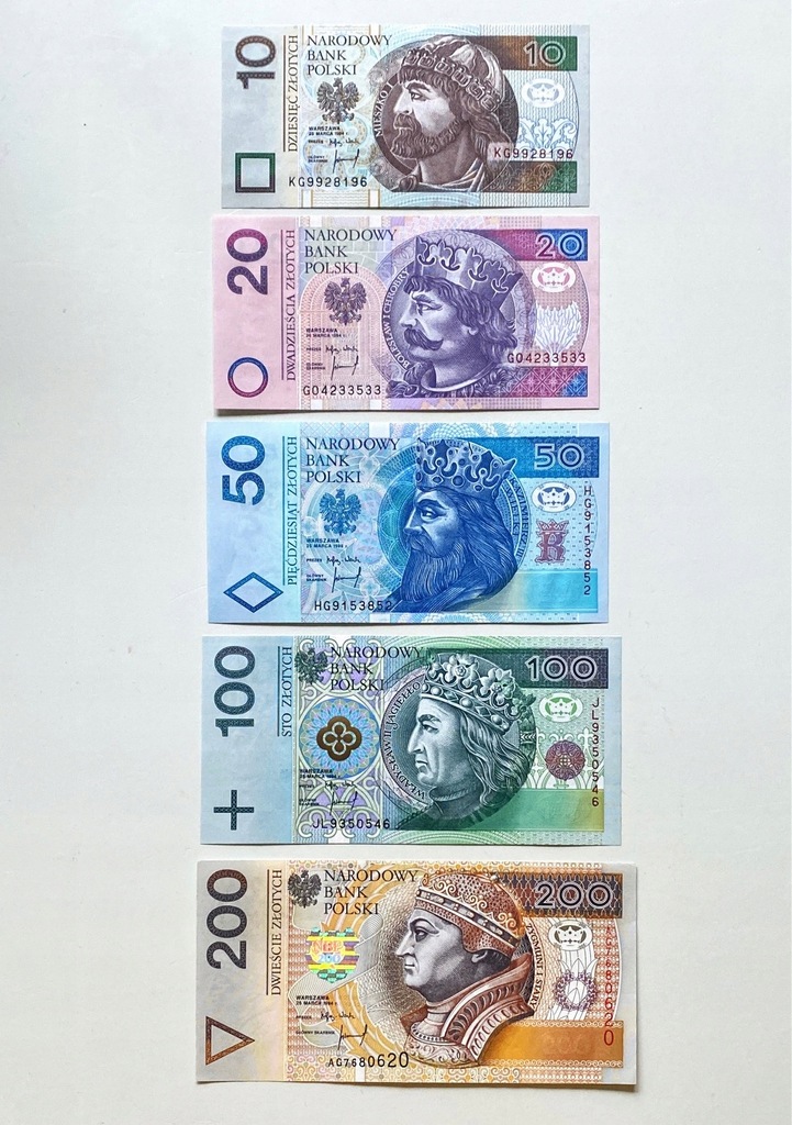 Banknoty zestaw 10-200PLN emisja 1994r