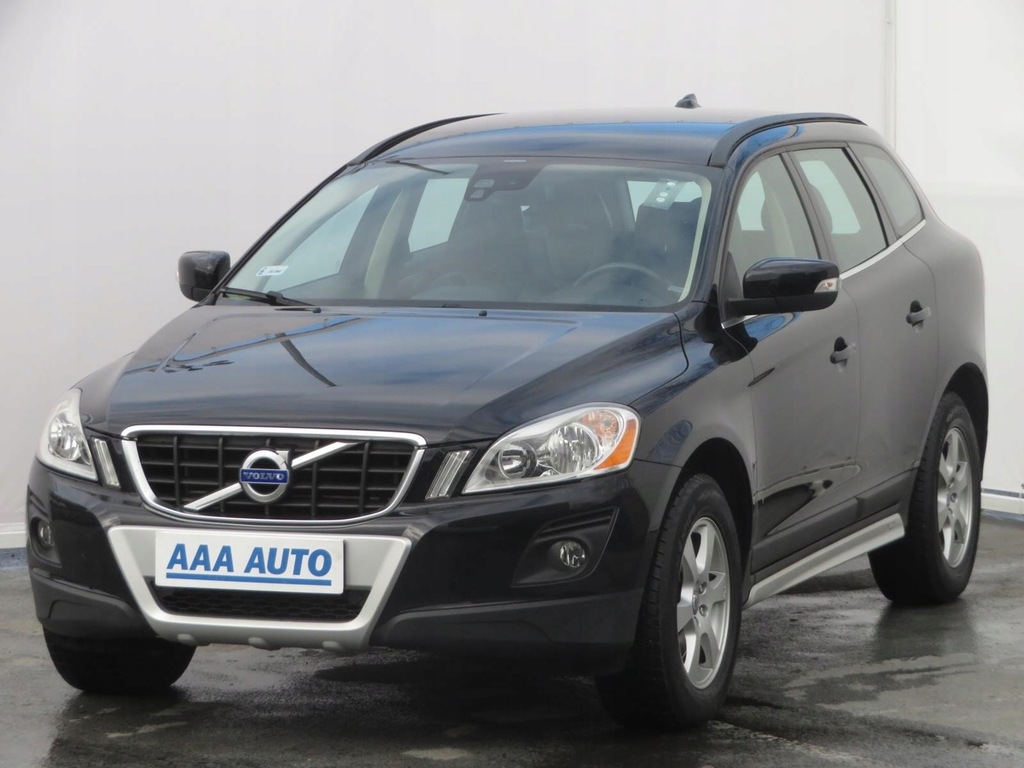 Купить Volvo XC60 2.4 D, Дилерский Сервис, 4X4, Автомат: отзывы, фото, характеристики в интерне-магазине Aredi.ru