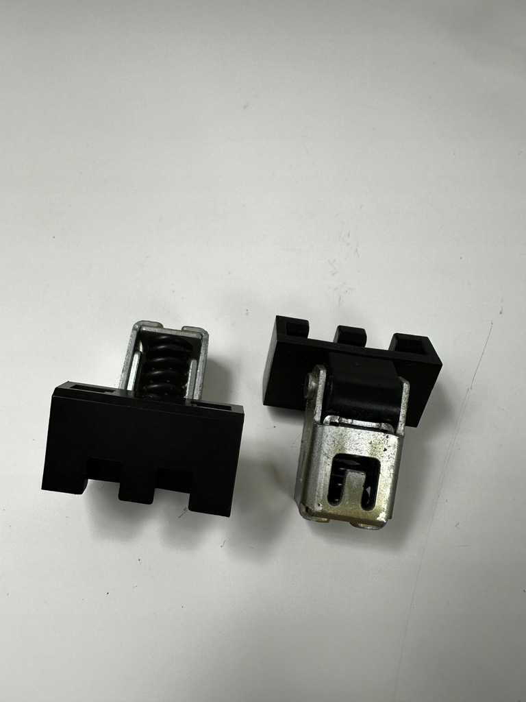 Zawiasy dla gramofonu Technics