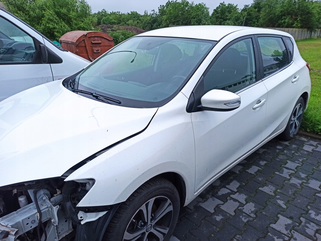 Купить NISSAN PULSAR лифтбек (C13) 1.2 DIG-T 115 л.с.: отзывы, фото, характеристики в интерне-магазине Aredi.ru