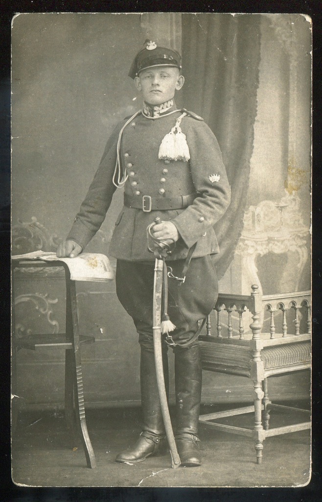 Żołnierze WP - ułan 15 Pułk Ułanów Poznańskich pałasz godło CKM