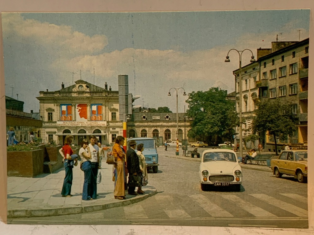 PRZEMYŚL PLAC DĄBROWSZCZAKÓW POCZTÓWKA PRL 1977