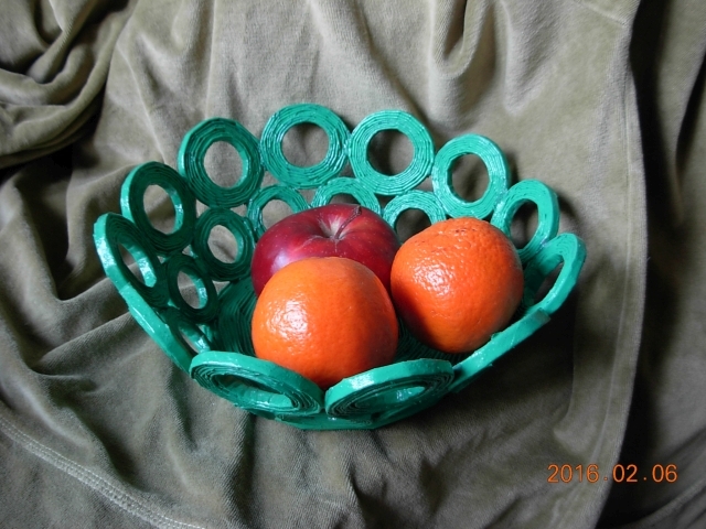 Koszyk na owoce z papierowej wikliny większy