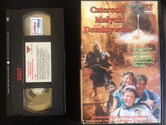 CZTERECH MAŁYCH DETEKTYWÓW 1993 VHS KASETA VIDEO