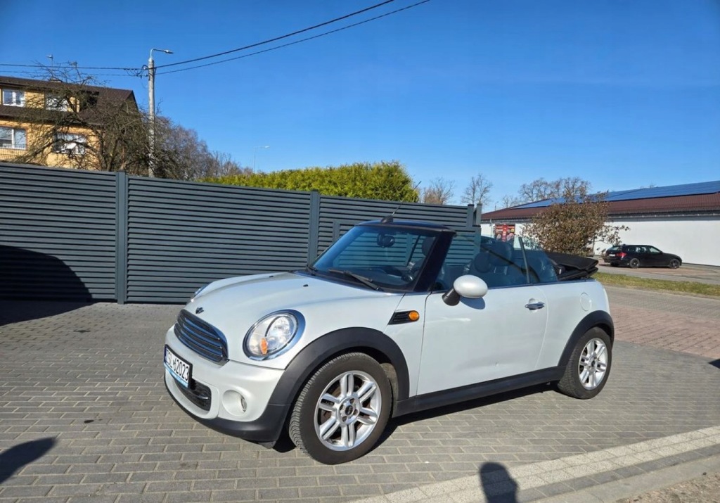 MINI Cooper Swiezo sprowadzony Zarejestrowany. 1.6 Benzyna 122KM