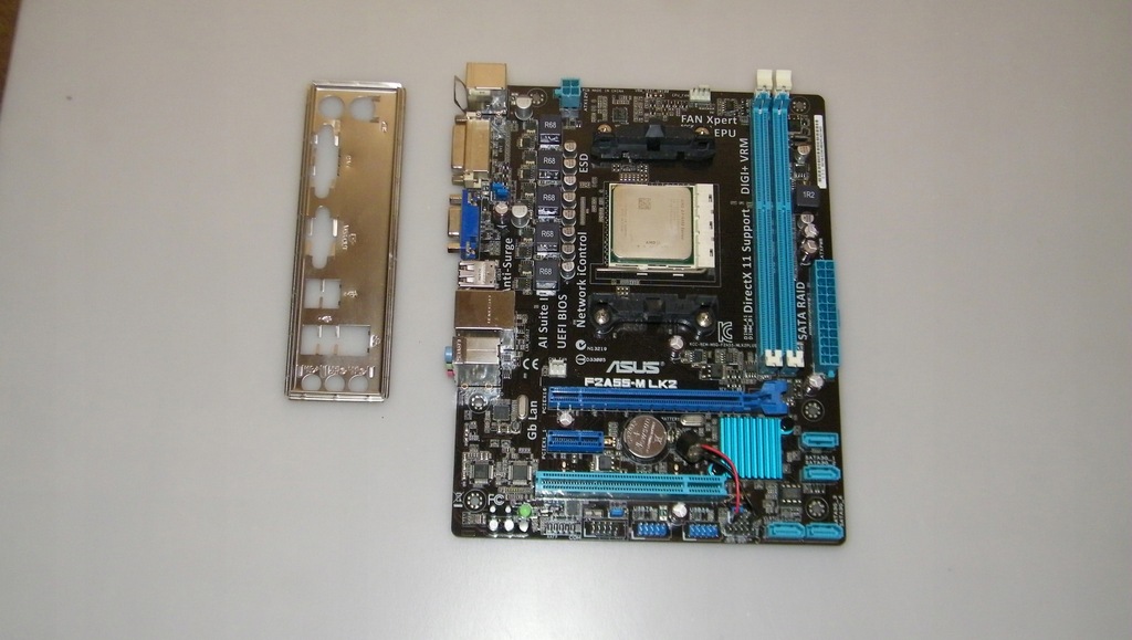 ASUS F2A55-M LK2 + AMD A4 4000 Series