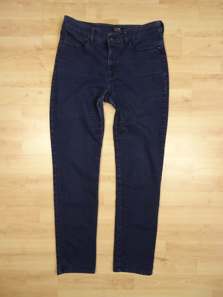 Armani AJ Jeansy Stretch rozm 30 400 zł