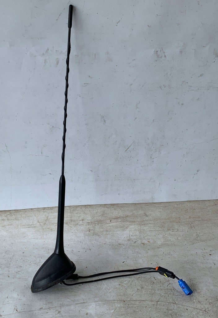 # ANTENA DACHOWA FORD FOCUS MK3 AM5T-18828-DE - 11037699601 - oficjalne ...
