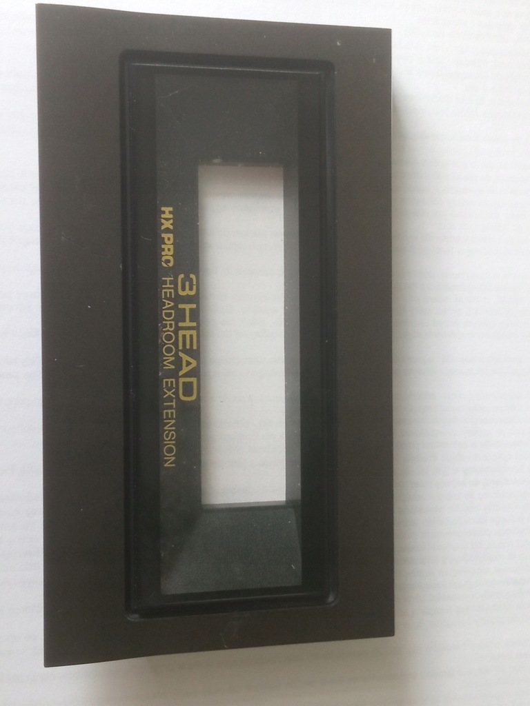 Technics - maskownica kieszeni kasety