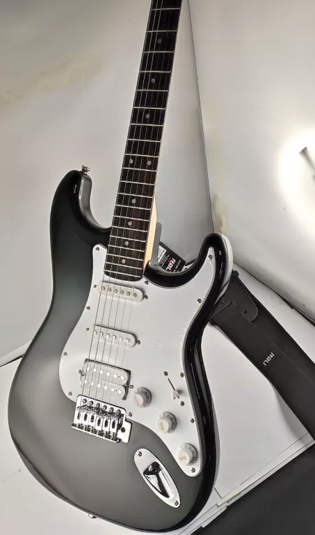 GITARA ELEKTRYCZNA ARROW STH-01