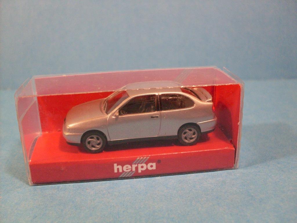 032216-1:87 silber Herpa Seat Cordoba