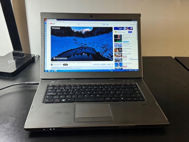 DELL VOSTRO 3560/I5-3210M/8 GB/500 gb/ 15,6 CALA / 1920X1080 / DWIE GRAFY