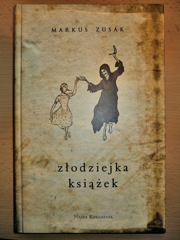 MARKUS ZUSAK - ZŁODZIEJKA KSIĄŻEK