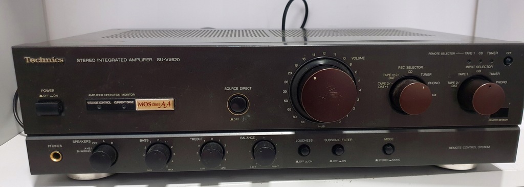 WZMACNIACZ TECHNICS SU-VX620