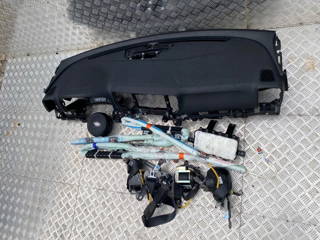 DESKA KONSOLA AIRBAG KIA SPORTAGE IV 4 LIFT 19r - 14245090764 ...