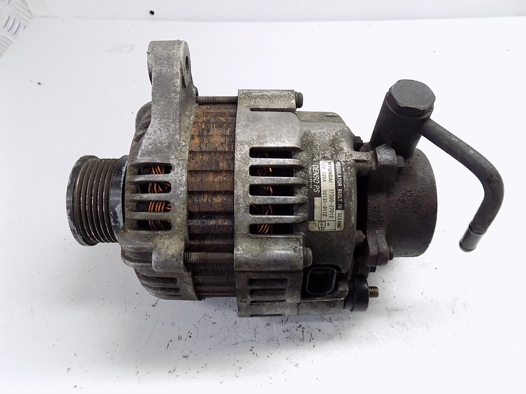 ALTERNATOR z VACUM KIA CARENS II 0206 2.0 CRDi