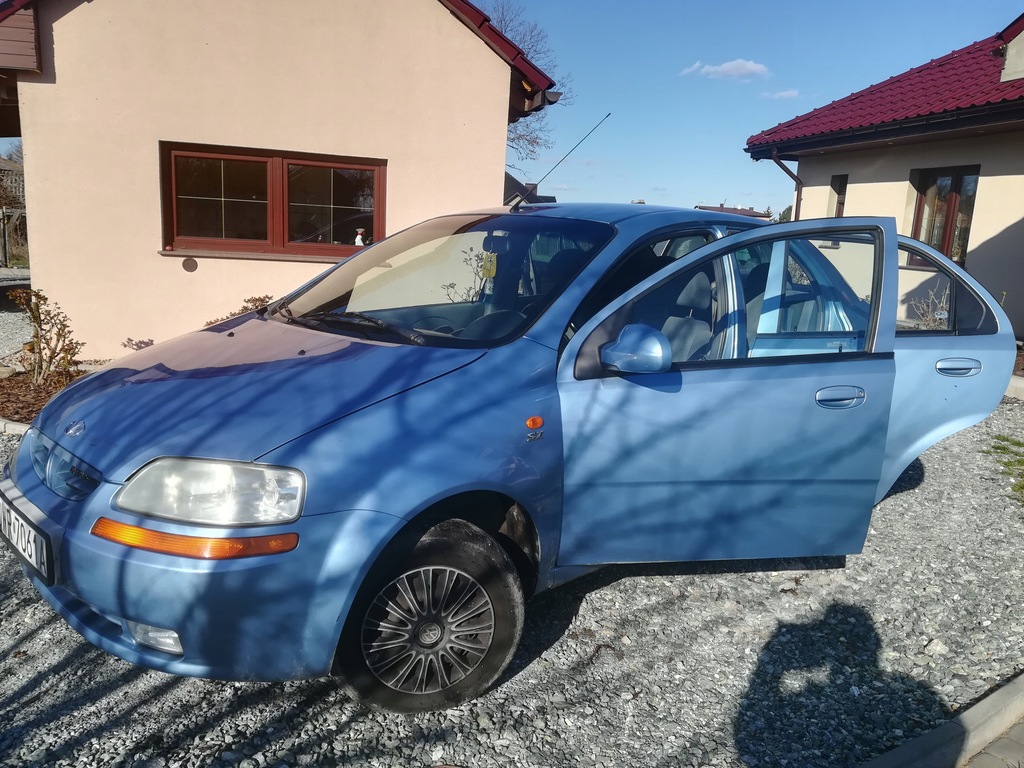 DAEWOO KALOS sedan (KLAS) 1.4 94 KM