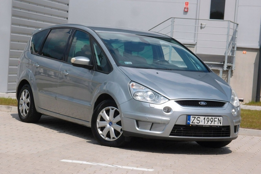 Ford S-Max TITANIUM / 2.0CDTi 140KM / Xenon /