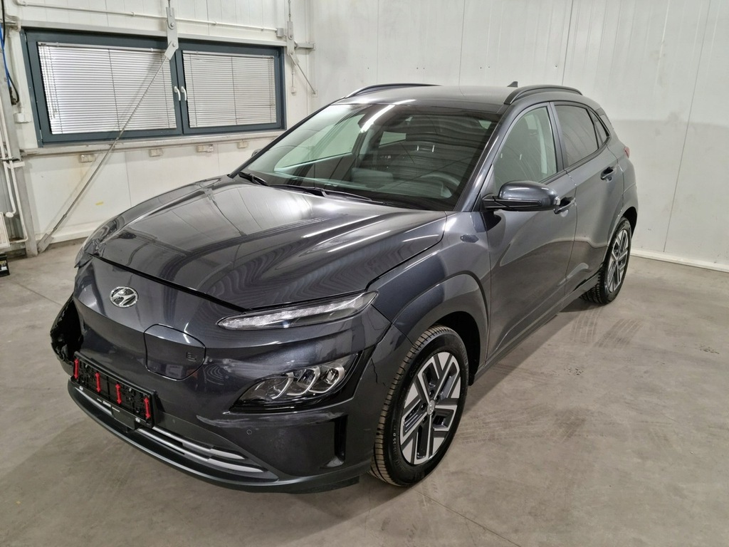 Hyundai Kona 136 KM, bateria 42 kWh, audio KRELL