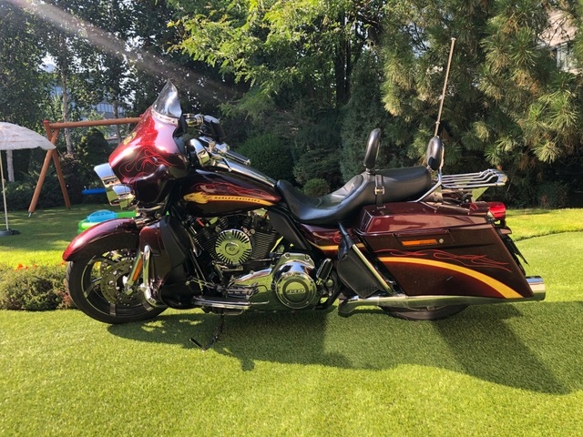 Купить Harley Davidson Street Glide CVO 110 InterLOMBARD: отзывы, фото, характеристики в интерне-магазине Aredi.ru