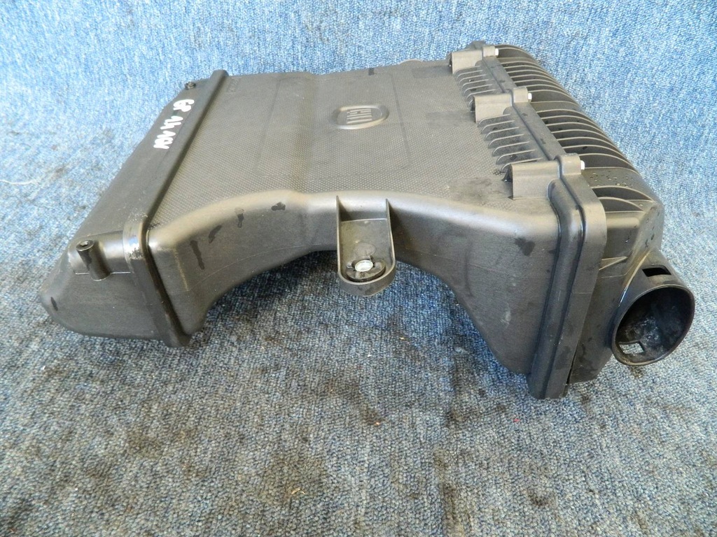 OBUDOWA FILTRA POWIETRZA FIAT GRANDE PUNTO 1.4 16V - 7881469436