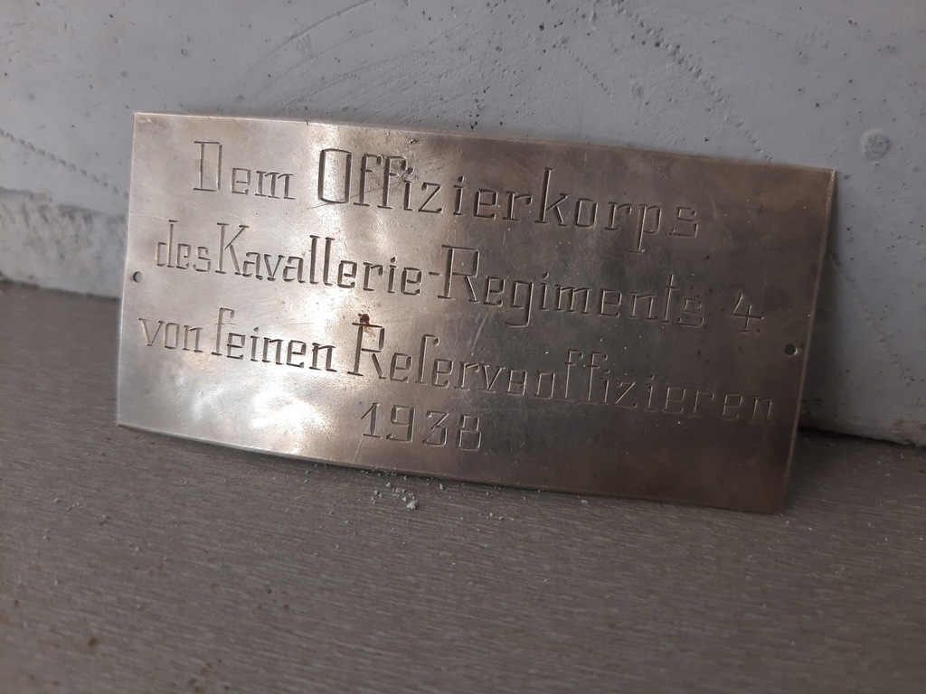 Stara PRUSZKA Tabliczka pamiątkowa grawer Allenstein 1938 koszary srebrna