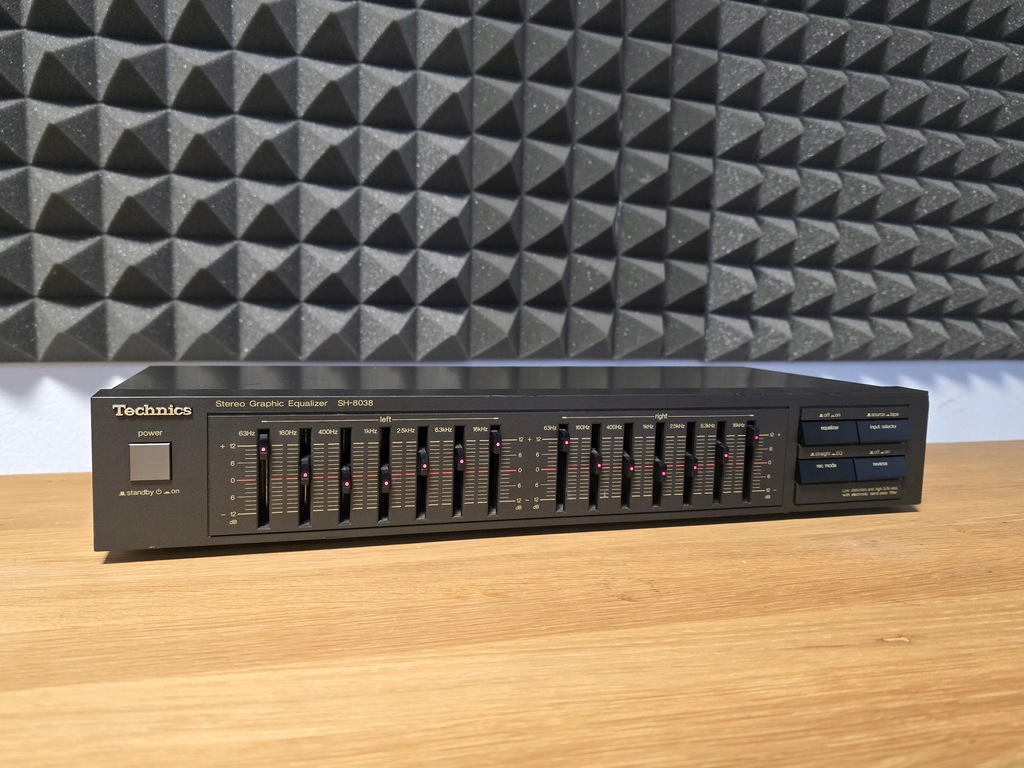 TECHNICS SH-8038 KOREKTOR EQUALIZER MADE IN JAPAN ŚWIECĄCE SUWAKI SPRAWNY !