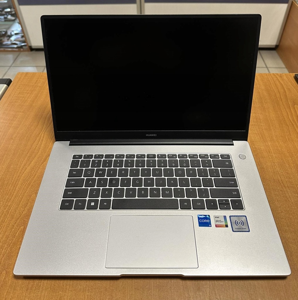 Laptop Huawei MateBook D15 15,6 " Intel Core i5 8 GB / 512 GB srebrny