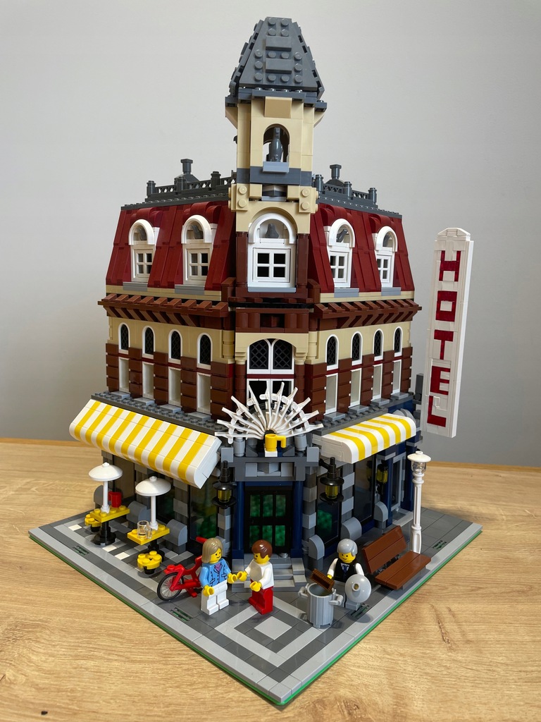 LEGO Creator Expert Cafe Corner 10182 12652968405 oficjalne
