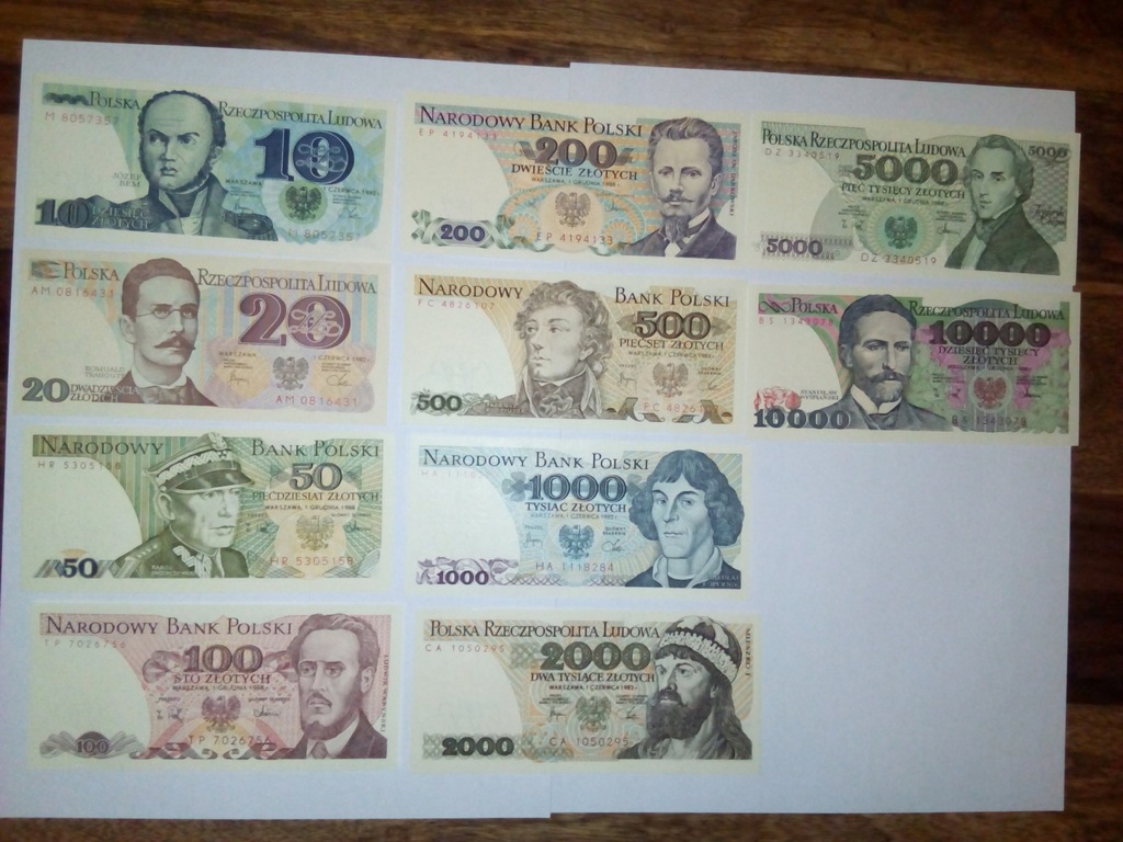 Zestaw banknotów 10- 10000 stan UNC 10 sztuk
