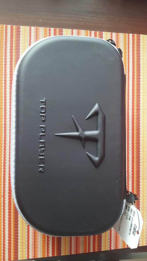 PS Vita 1000/2000 czarny twardy futerał ochronny
