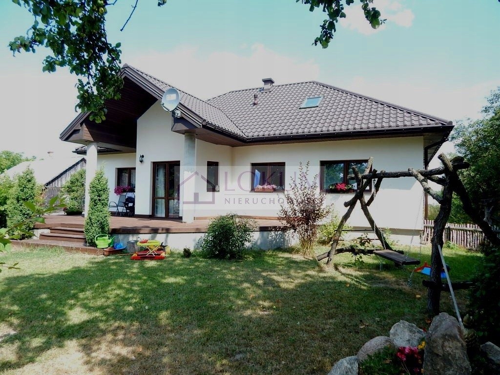 Dom, Klwów, Klwów (gm.), Przysuski (pow.), 137 m²