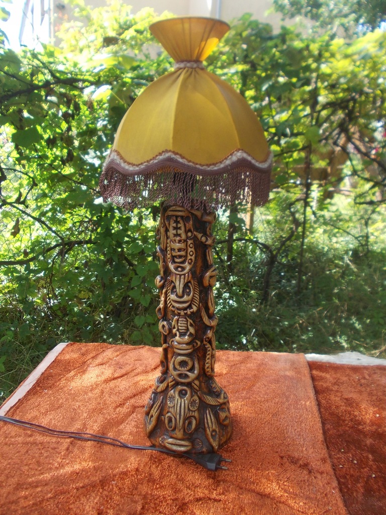 LAMPA Padel korpus drewniany rzeźba 68 cm