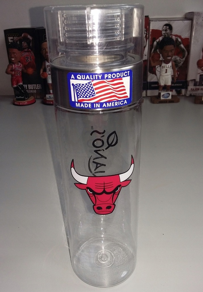 Butelka na napoje NBA Chicago BULLS z USA