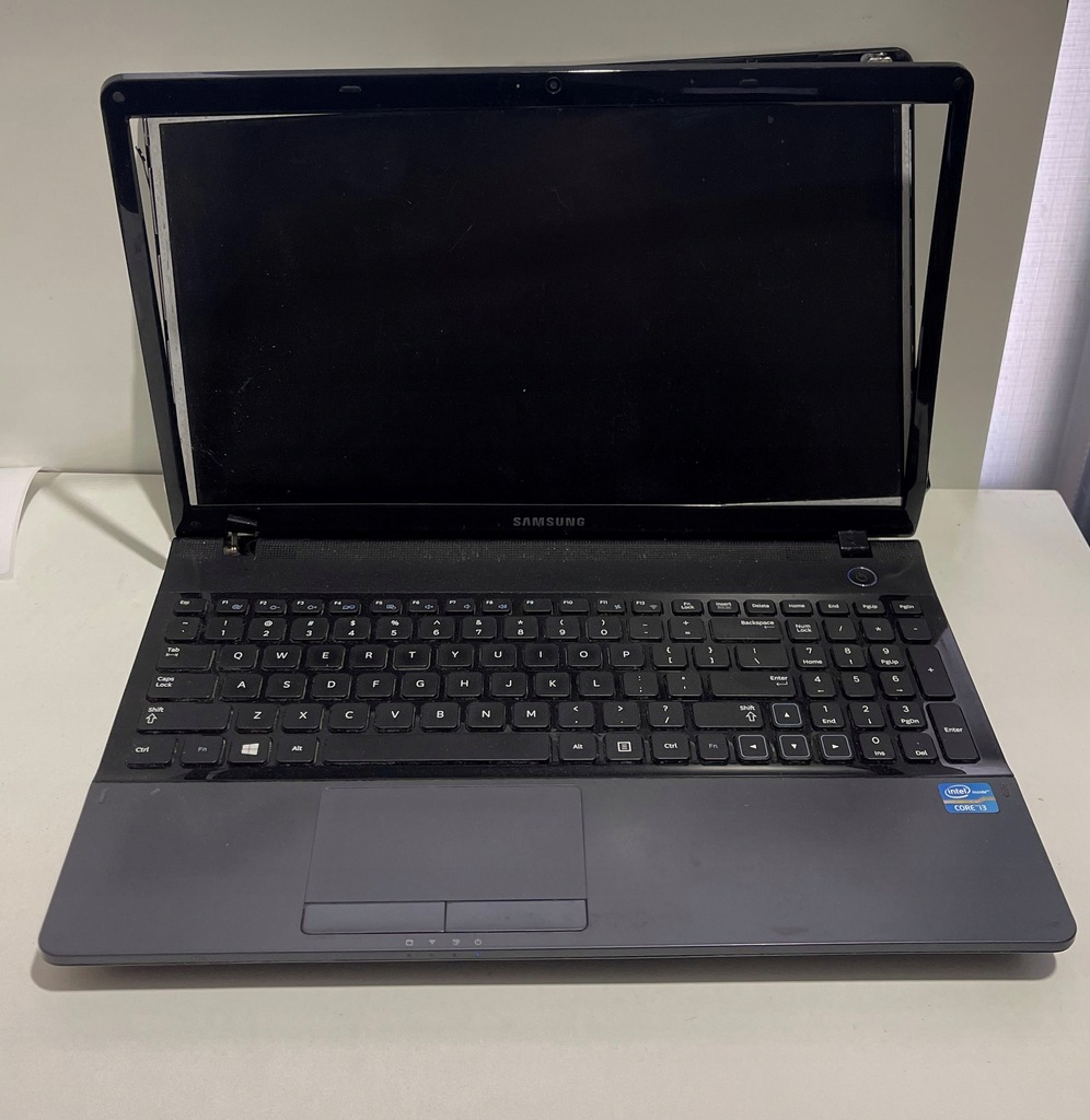 Laptop Samsung NP300E5C 300E Core i3 0 GB DZ59L - 13624743922 ...