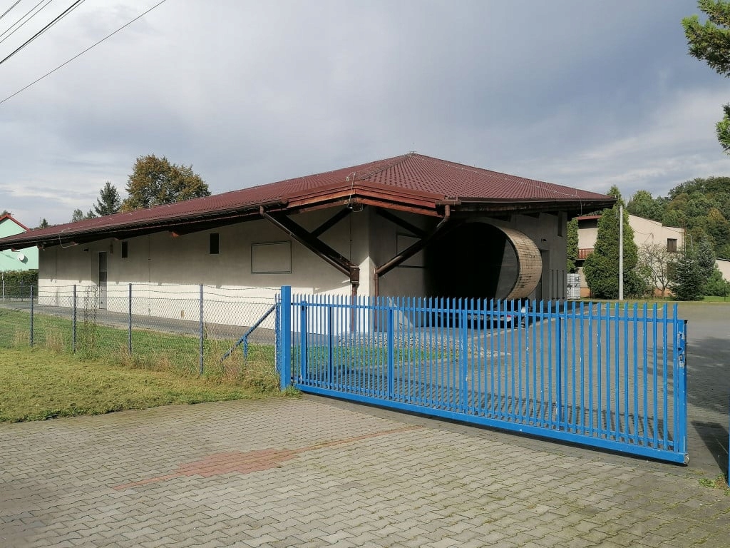 Magazyny i hale, Cieszyn, 782 m²