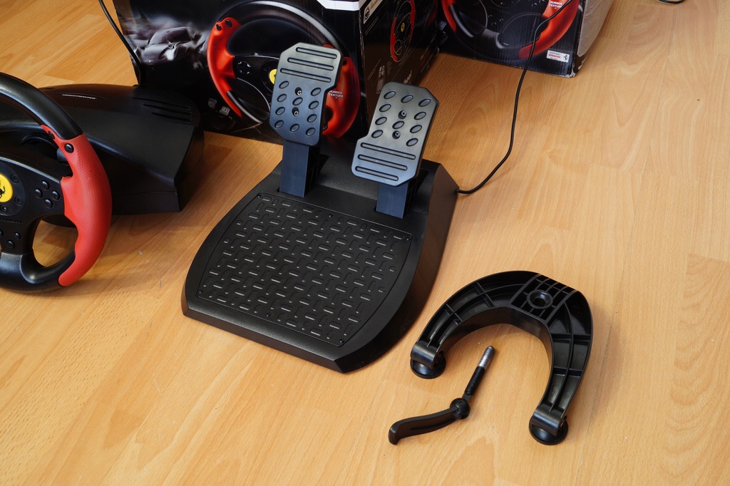 Kierownica Thrustmaster RED Legend Edition PC PS3 8613134966