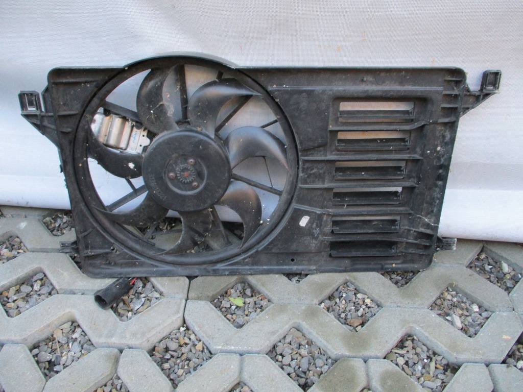 WENTYLATOR CHŁODNICY FORD FOCUS II MK2 ST RS 2.5T - 12978988121 ...