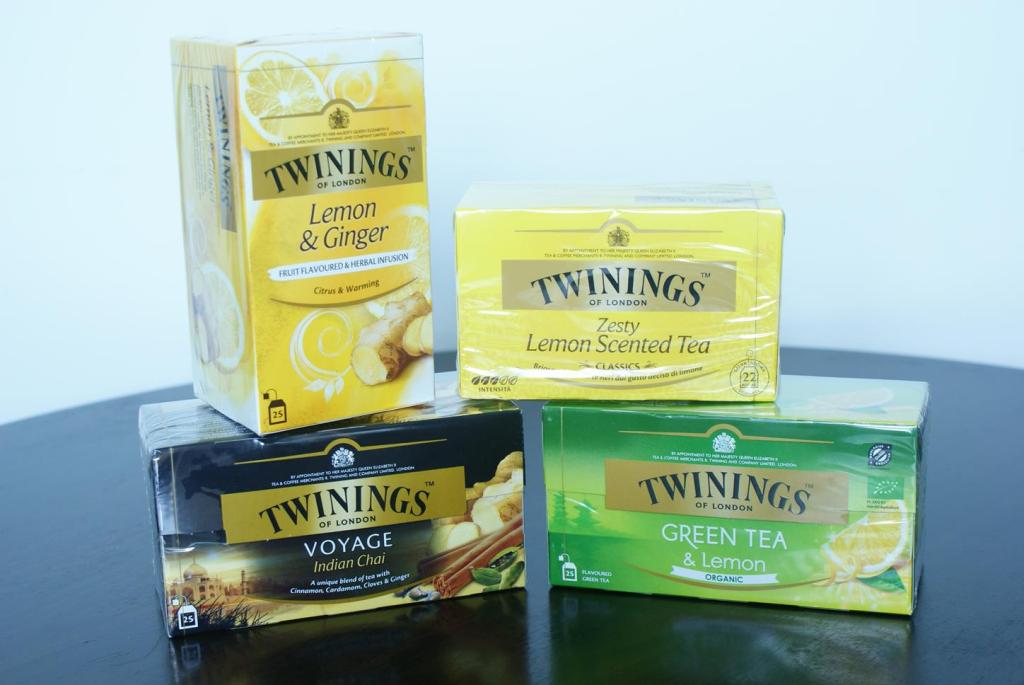 Herbaty TWININGS 4 sztuki NOWE ZAFOLIOWANE!