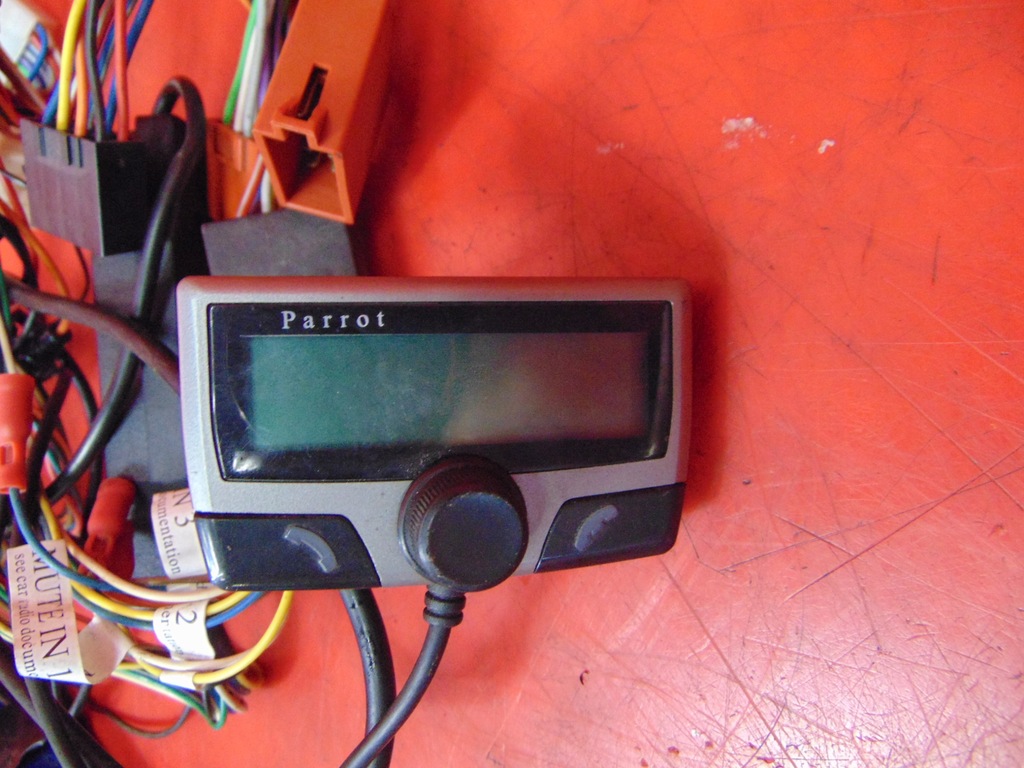 PARROT CK3100 ZESTAW GŁOŚNOMÓWIĄCY BLUETOOTH KPL 12622519314