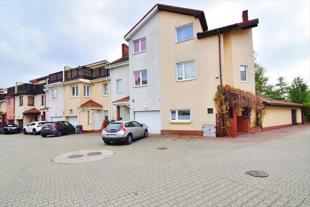 Dom, Piaseczno, Piaseczno (gm.), 280 m²