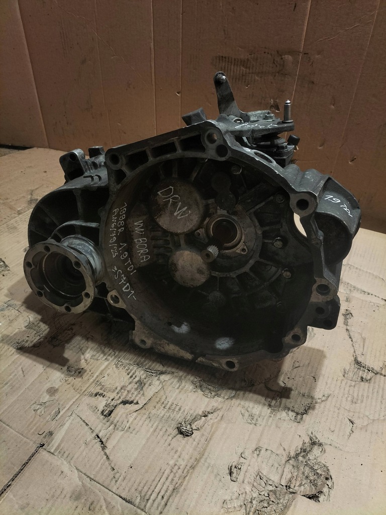 SKRZYNIA BIEGÓW VW BORA 1.9TDI 6 BIEG DRW