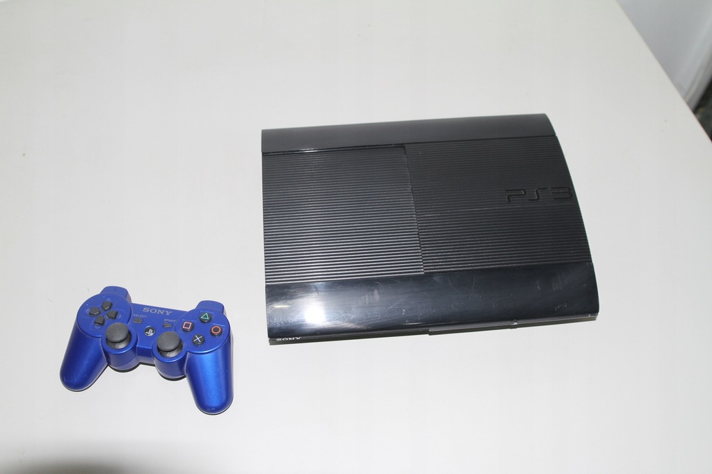 Konsola Sony Playstation 3 CECH-4004A