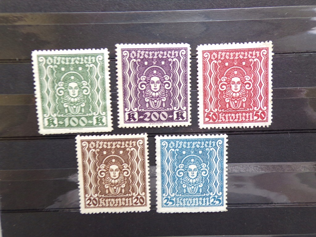 Austrowęgry-zestaw znaczków czystych 2*/**