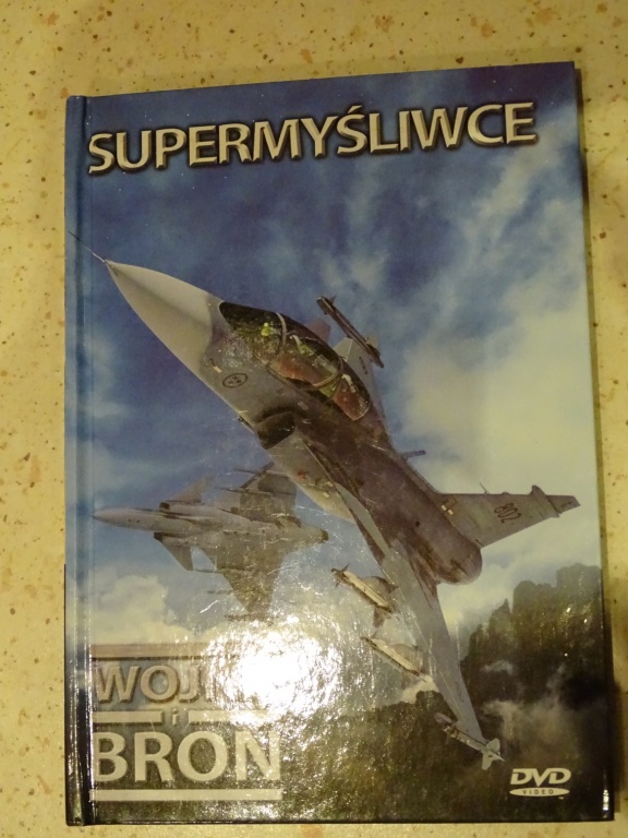 SUPERMYŚLIWCE seria Wojna i Broń DVD