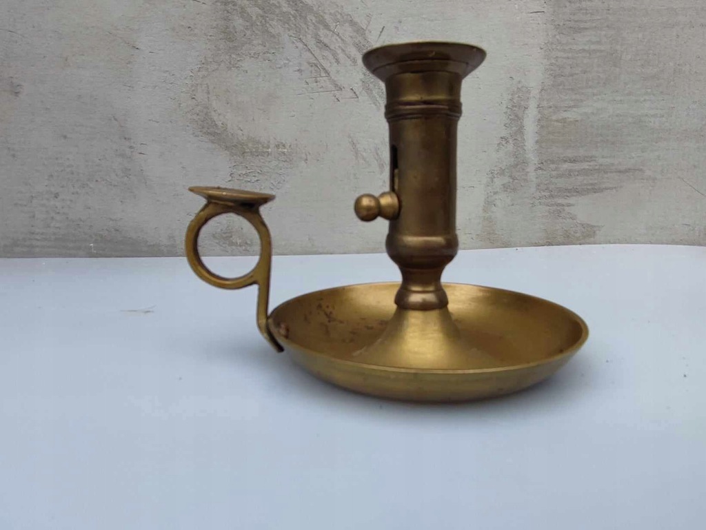 Stary mosiężny lichtarz,świecznik,podnoszony