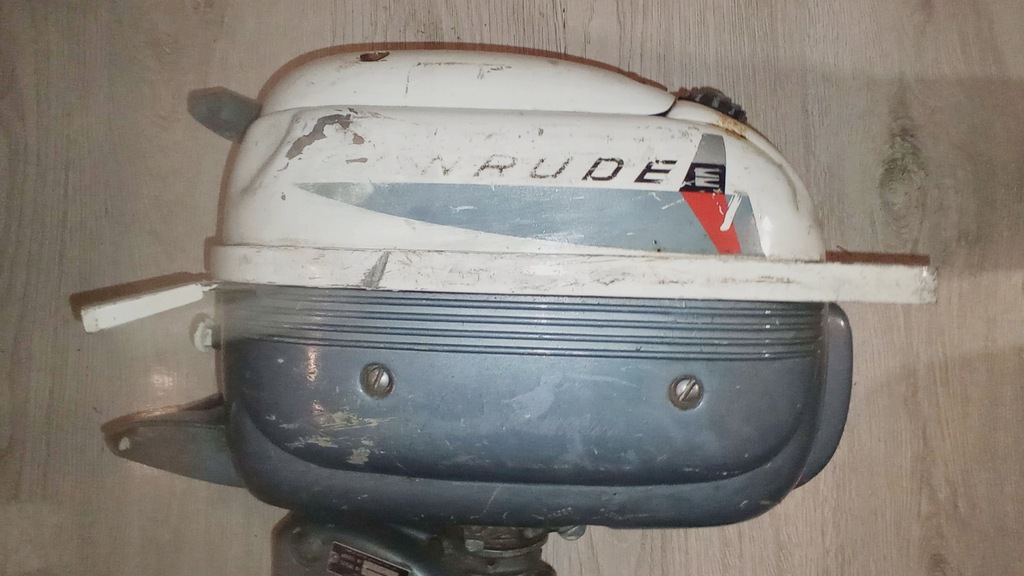 Silnik motorówki Evinrude lightwin 3303b 1984