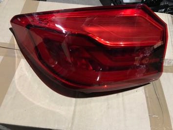 BMW G30 F90 LAMPA LEWA TYŁ 630001 63217 37646313