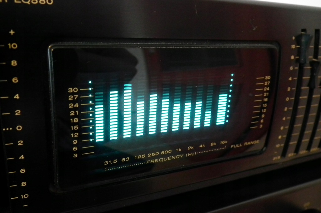 1 / 7 【セルソ】Marantz EQ580 1台 1 / 7 【セルソ様専用】Marantz EQ580 1台 - メルカリ